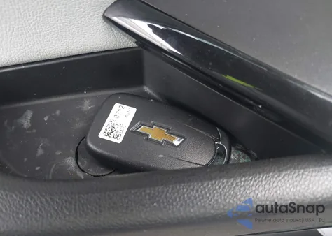 2025 Chevrolet Trax Fwd Lt from USA, damaged, VIN KL77LHEP5SC044956